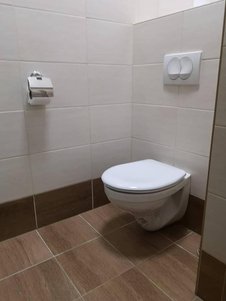 Kek Laguna Panzio Dombrád Exterior foto